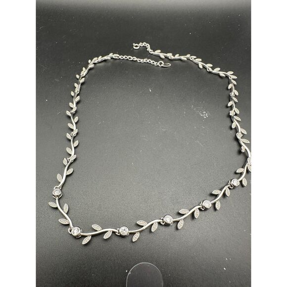 Delicate Sterling Silver and Crystal Leaf Necklace. - Picture 1 of 8